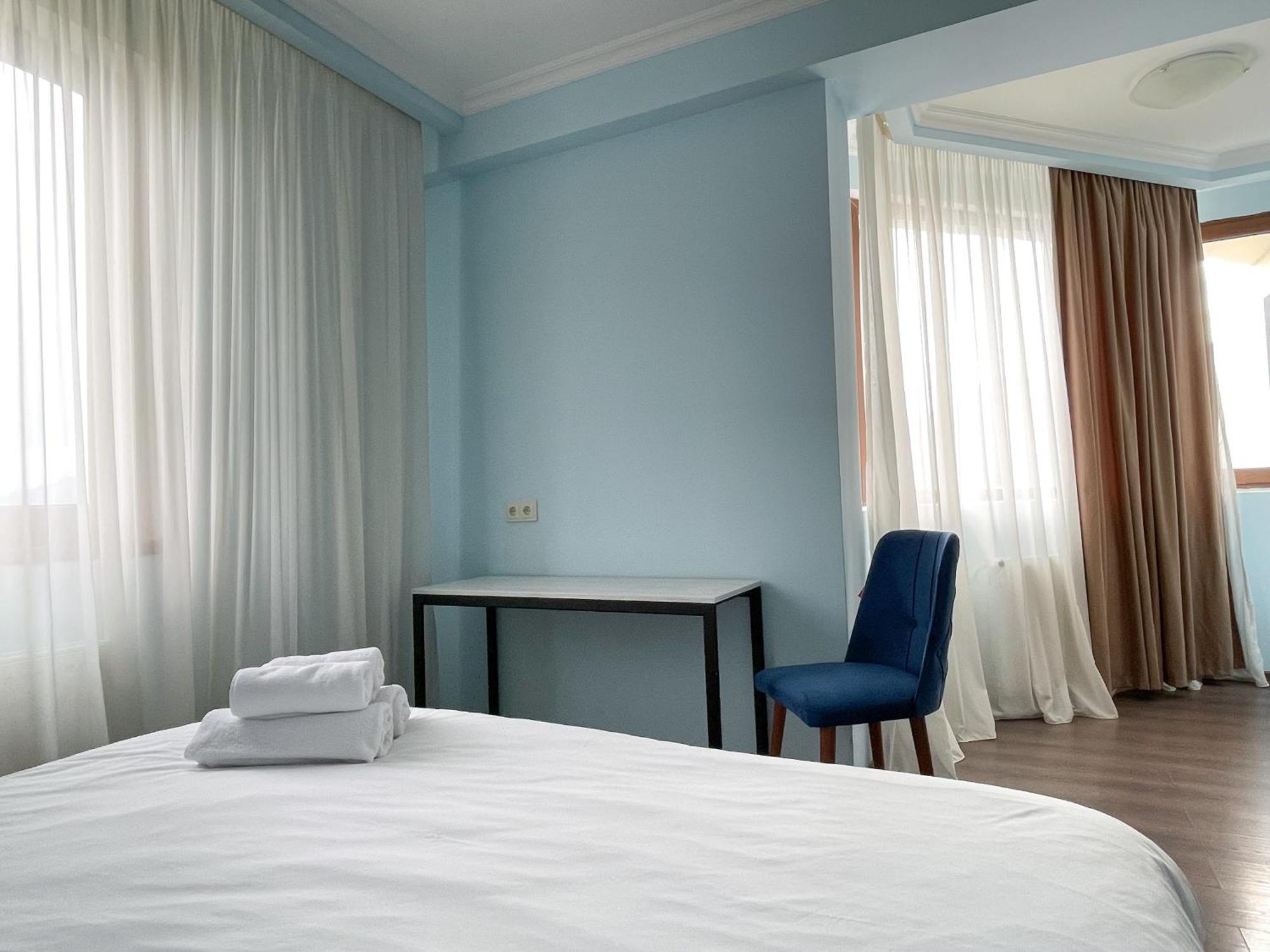 Rezohut Hotel Гудаури Екстериор снимка