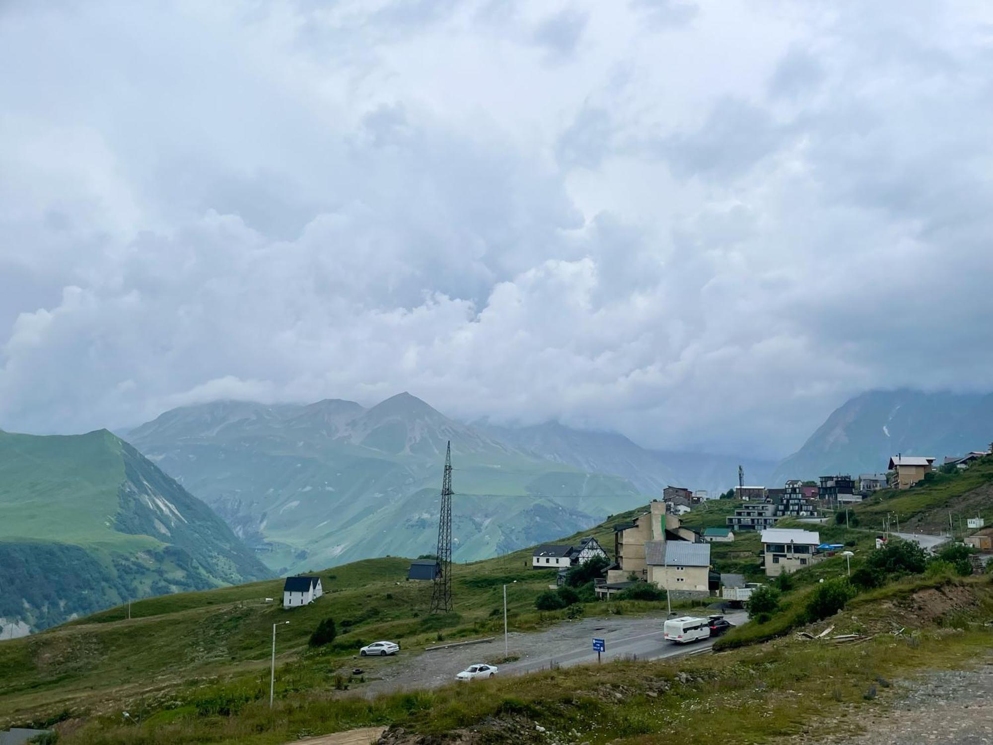 Rezohut Hotel Гудаури Екстериор снимка